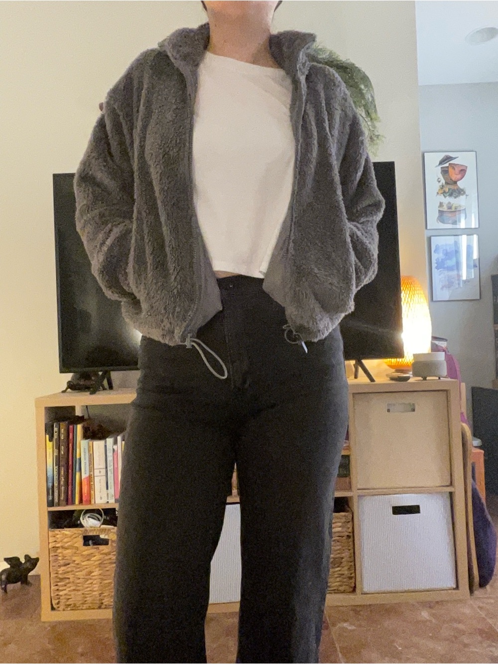 Cozy Women's Upwest Zip-Up Jacket in Charcoal